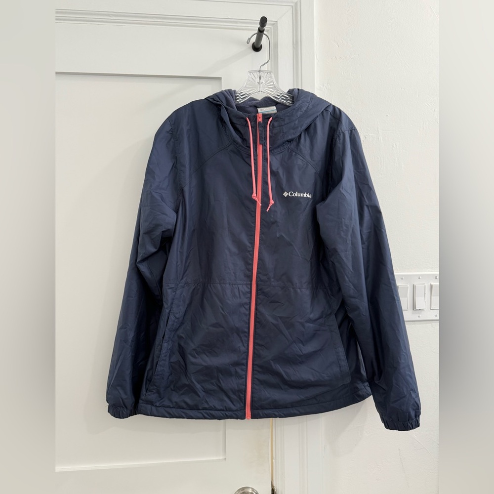 Columbia sportswear company navy blue fleece lined hooded zip up jacket